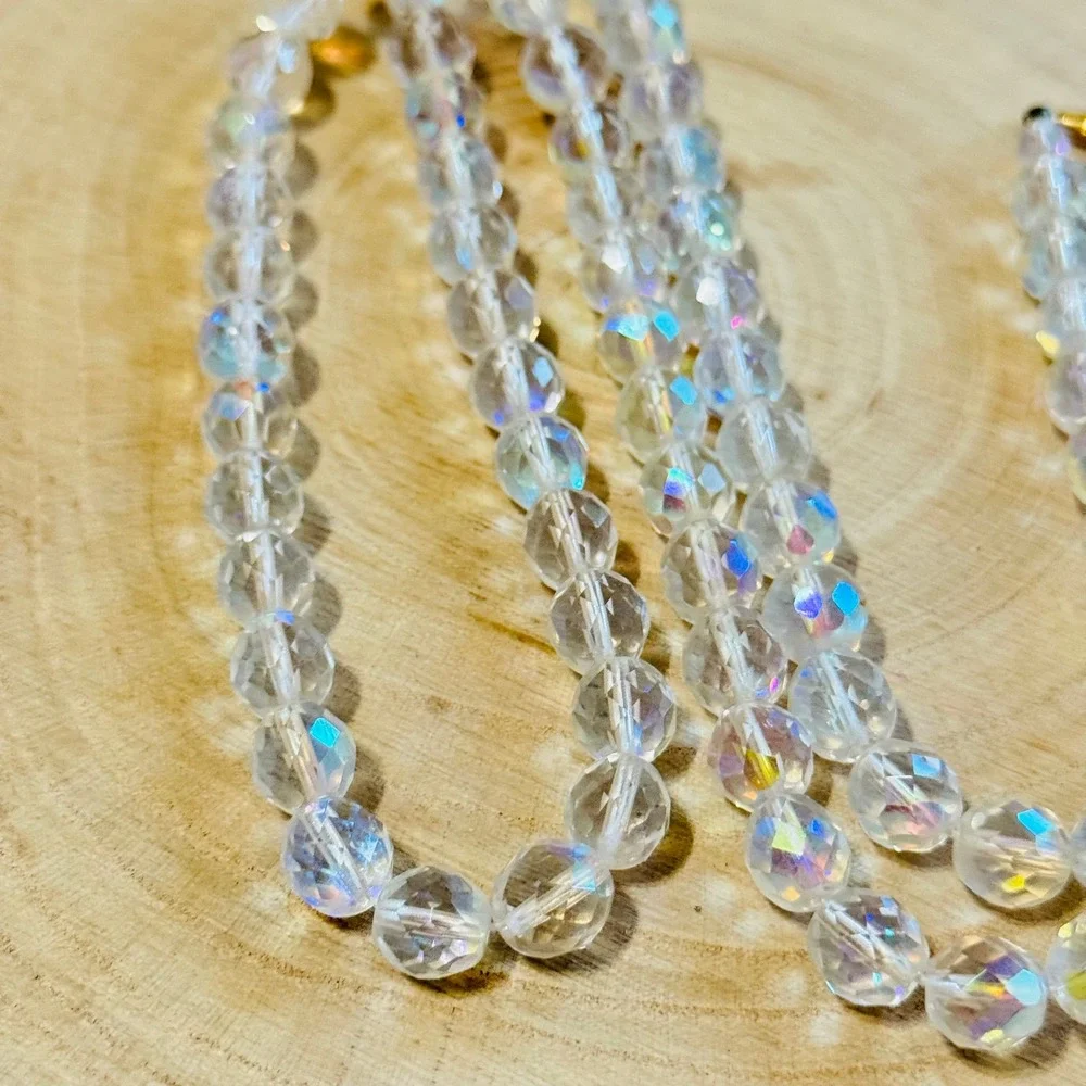 VTG Glitzy Necklace‎ Aurora Borealis Crystal beads Faceted colorful beaded 32